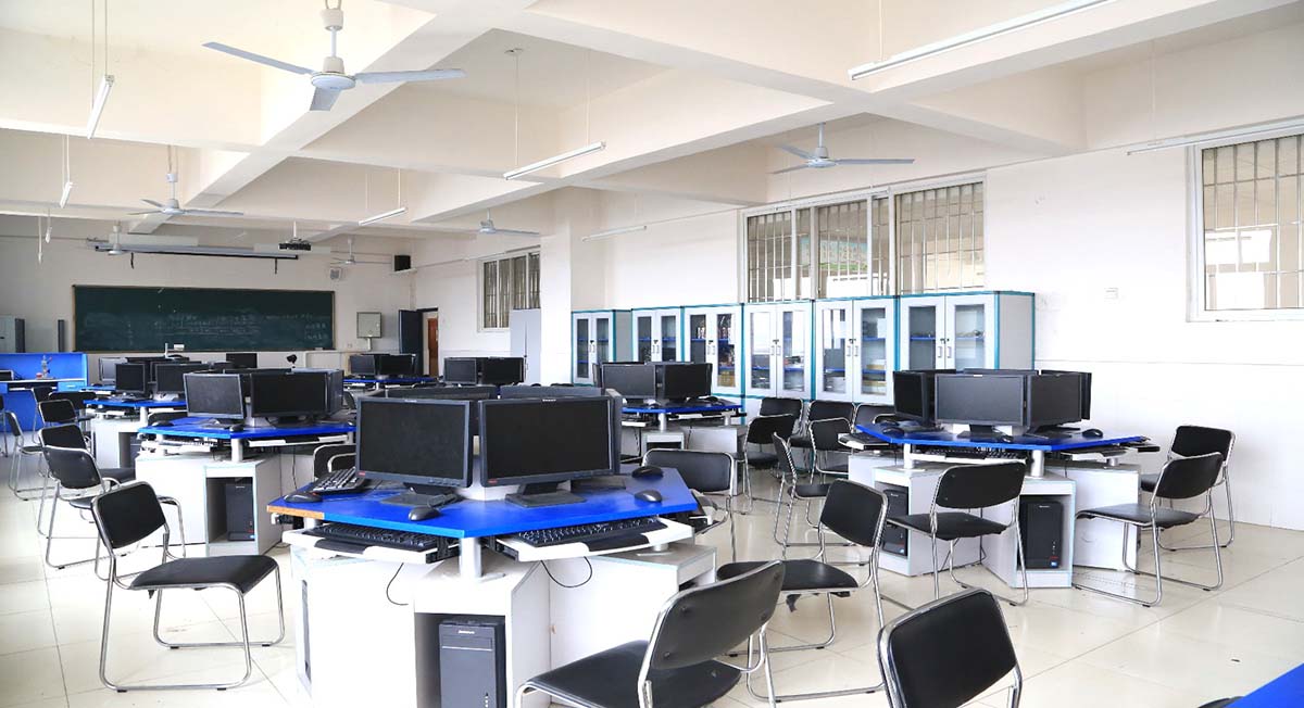 学校环境