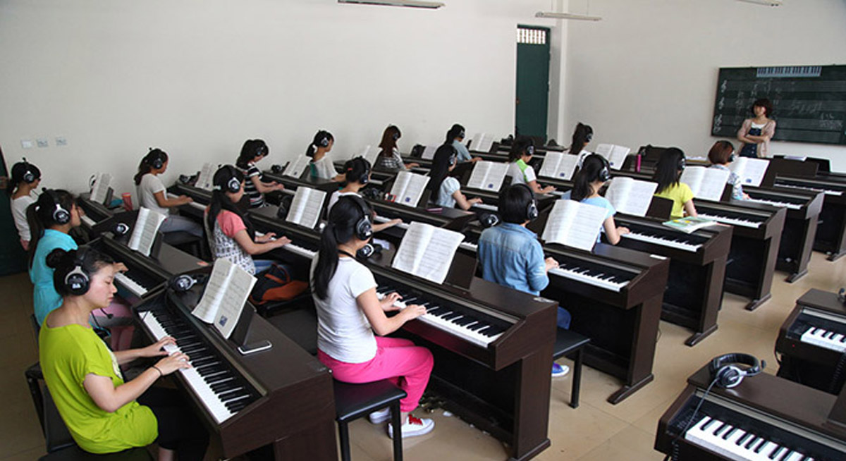 四川师范大学幼师学院钢琴课