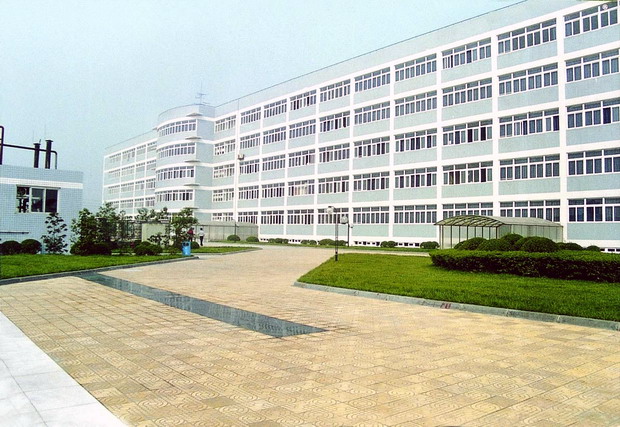 成都职业技术学院高新校区教学大楼B楼