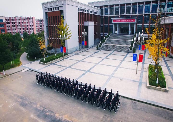 成都航空职业技术学院校园一角