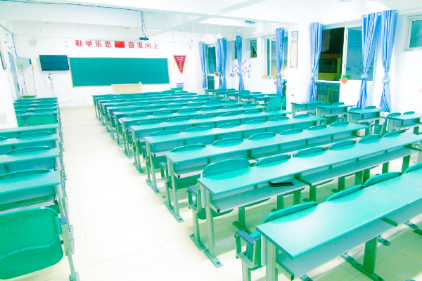 四川兴科城市交通技工学校环境