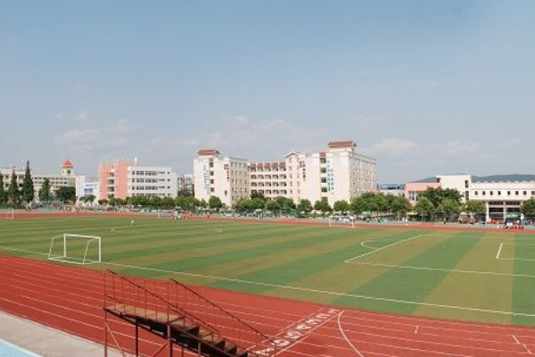 江油中学校园环境