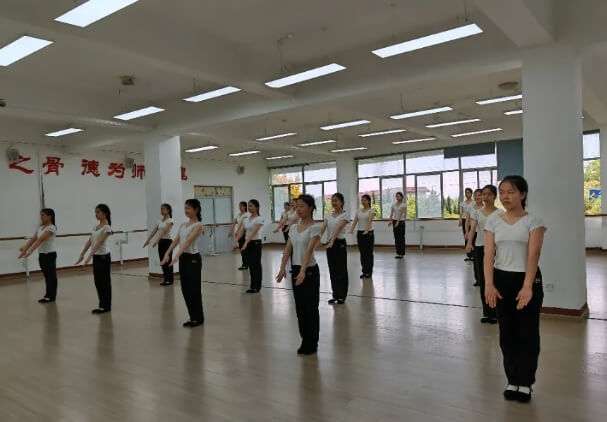 绵阳市艺术学校