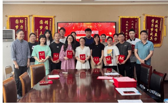 成都铁路卫生学校