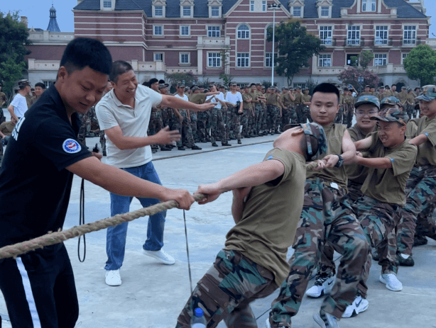 成都泛美航空旅游职业学校