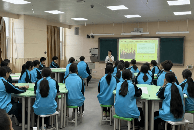 都江堰市职业中学 都江堰市职业中学
