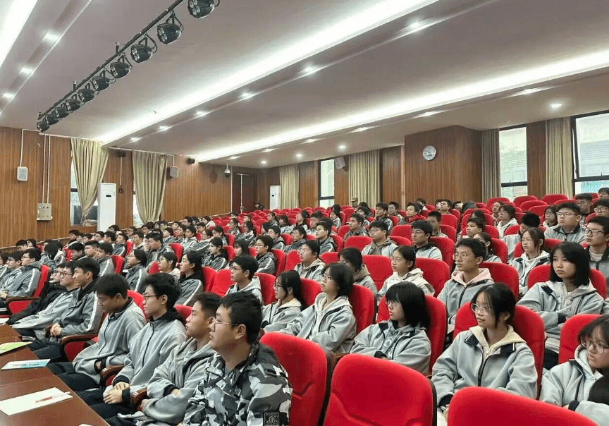 成都职业技术学校