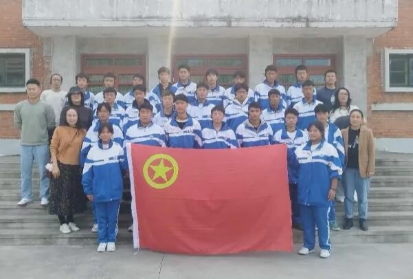 成都市温江区燎原职业技术学校