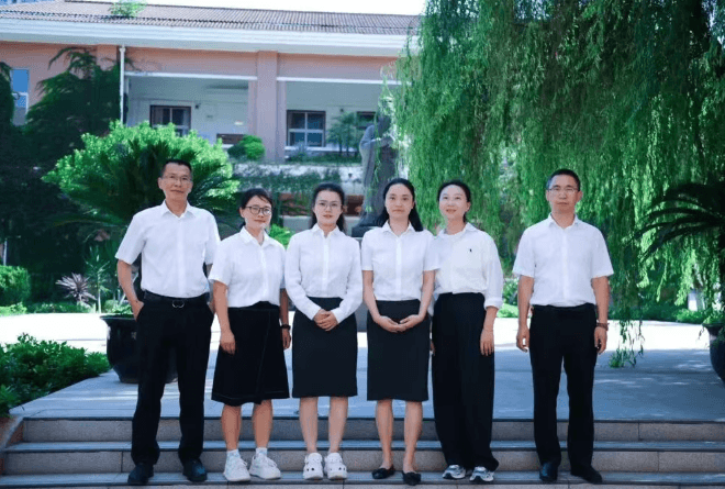 崇庆中学