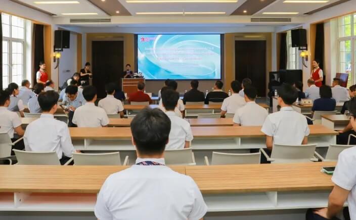 四川西南航空职业学院