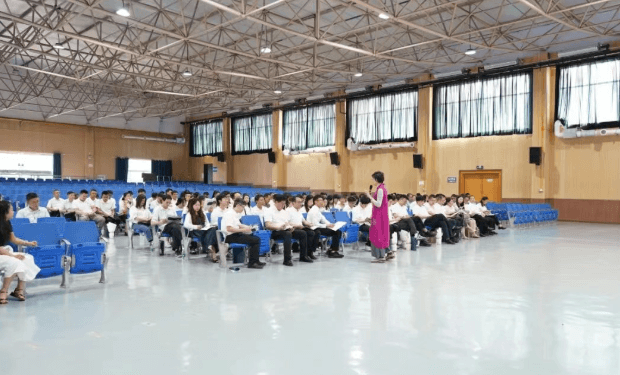 四川矿产机电技师学院