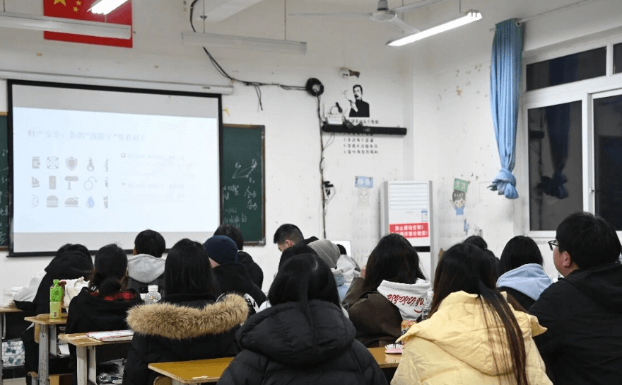 南充工贸科技职业学校