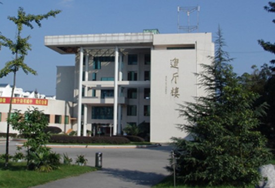 眉山一中建厅楼