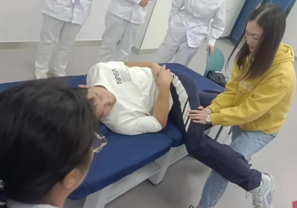 成都铁路卫生学校