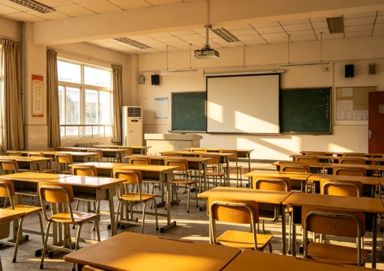 都江堰市技工学校教室