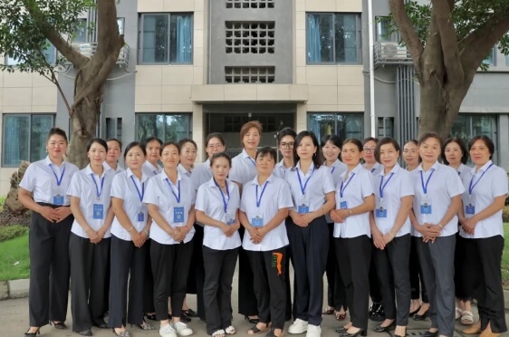 成都佳兴外国语学校