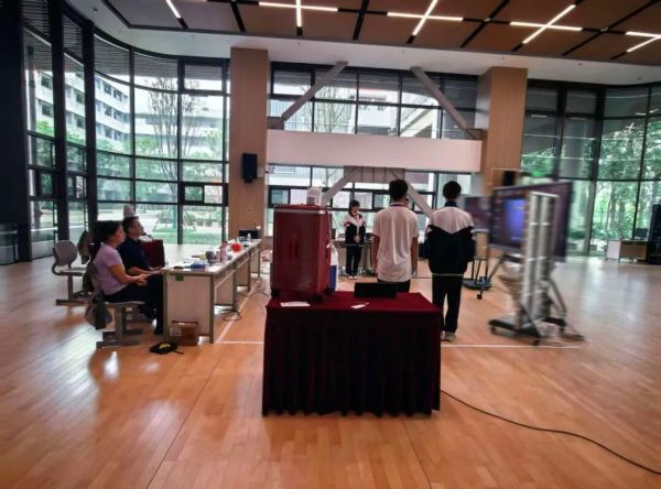 成都财贸职高一年学费 成都财贸职高一年学费