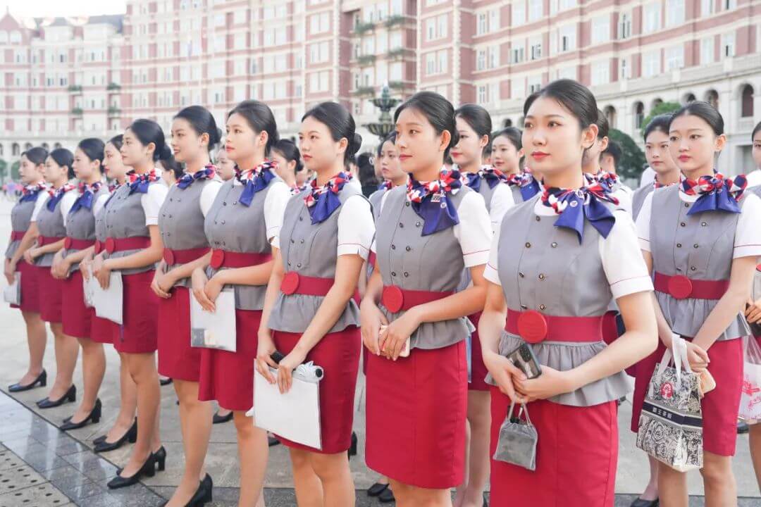 成都泛美航空旅游职业学校