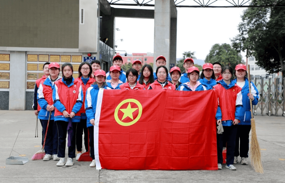 四川省成都市龙泉中学校