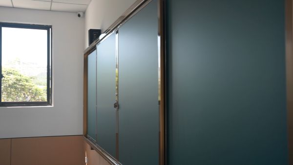 棠湖艺高教室