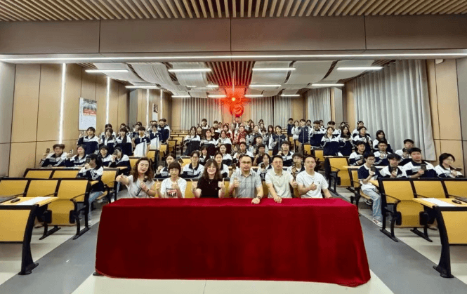 眉山实验高级中学 眉山实验高级中学