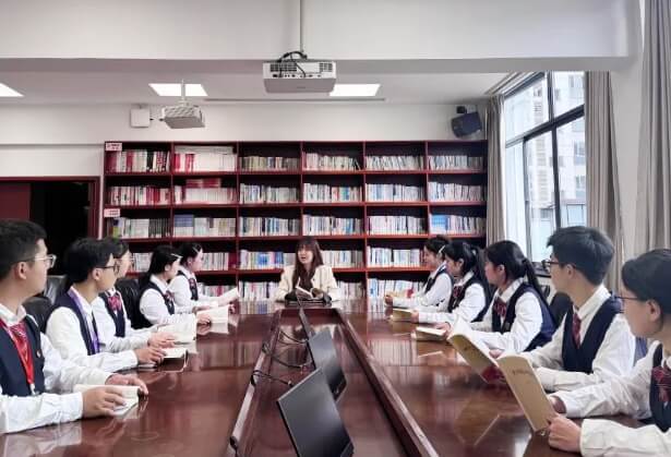成都市财贸职业高级中学校