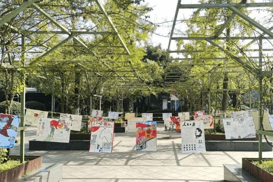 成都电子信息学校