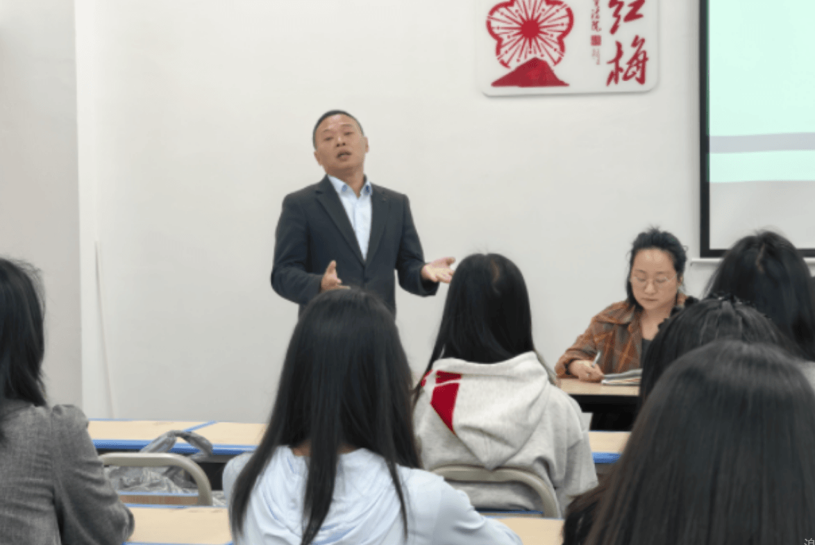 自贡旅游职高
