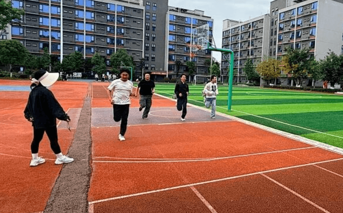 川绵高技校