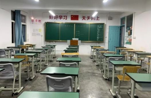 成都新运职业学校