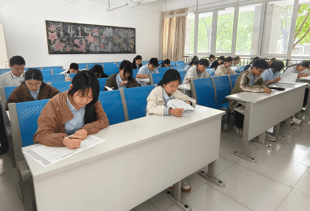 四川省旅游学校