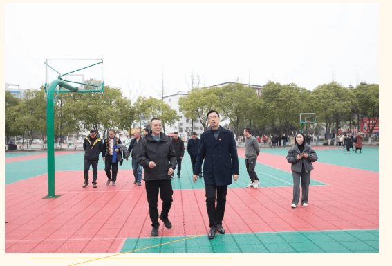 成都石化工业学校